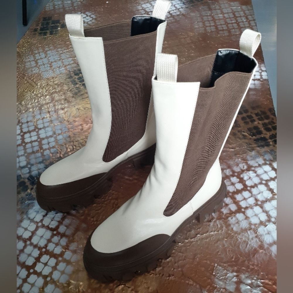 NWT Public Desire Lug Sole Boots - Picture 4 of 16